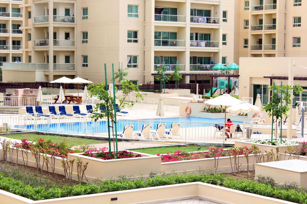 New Arabian Al Dhafra 2 The Greens 1 Br Dubai Exterior photo