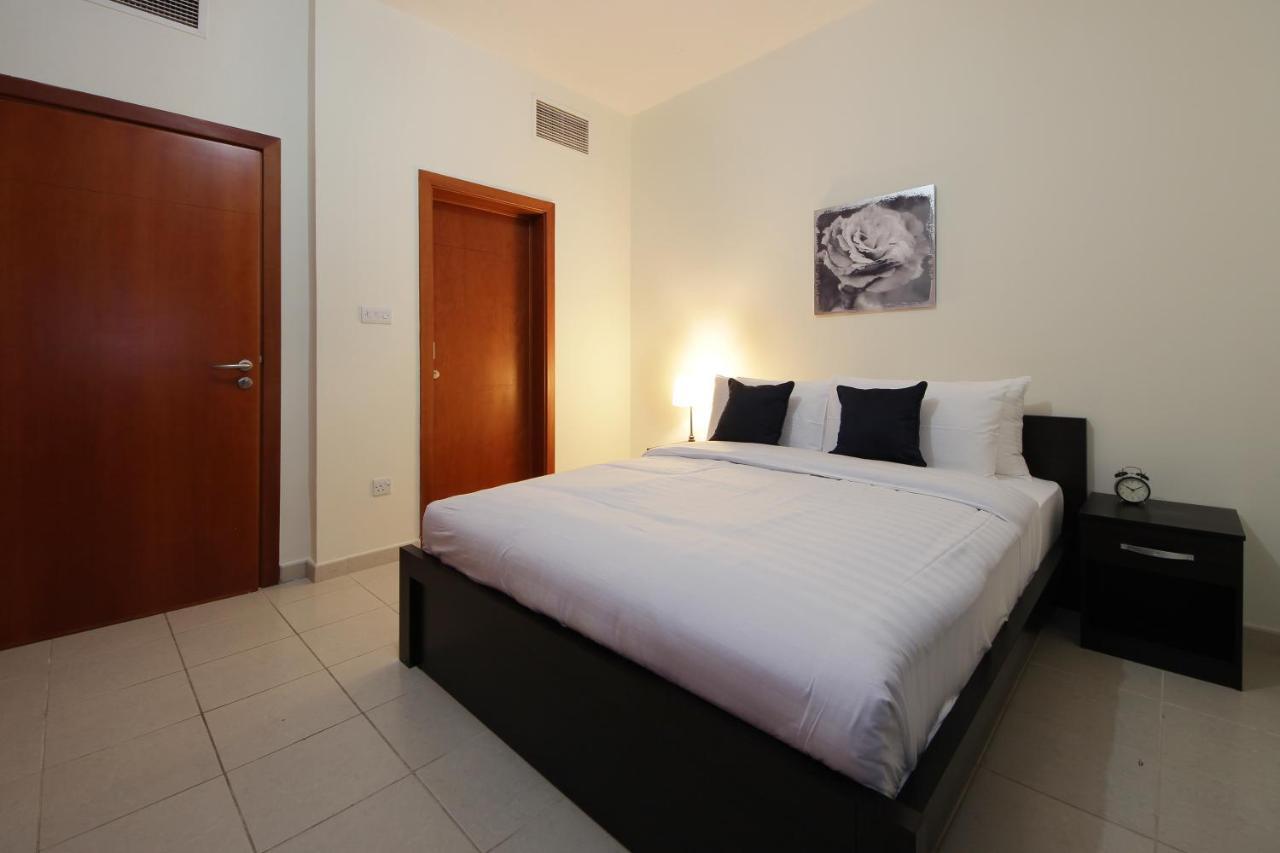 New Arabian Al Dhafra 2 The Greens 1 Br Dubai Exterior photo