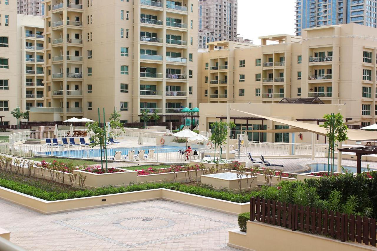 New Arabian Al Dhafra 2 The Greens 1 Br Dubai Exterior photo